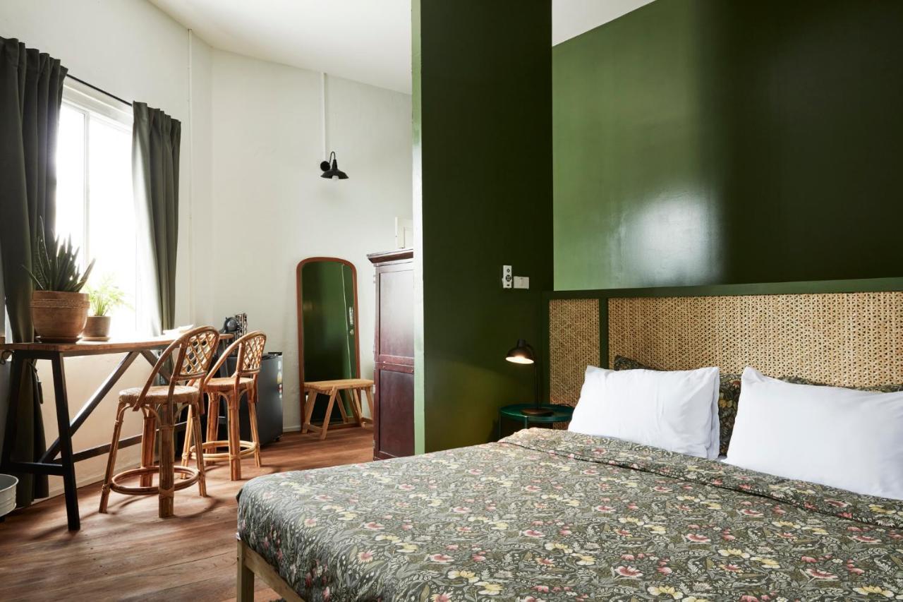 Motu Bangkok Apartment Bagian luar foto