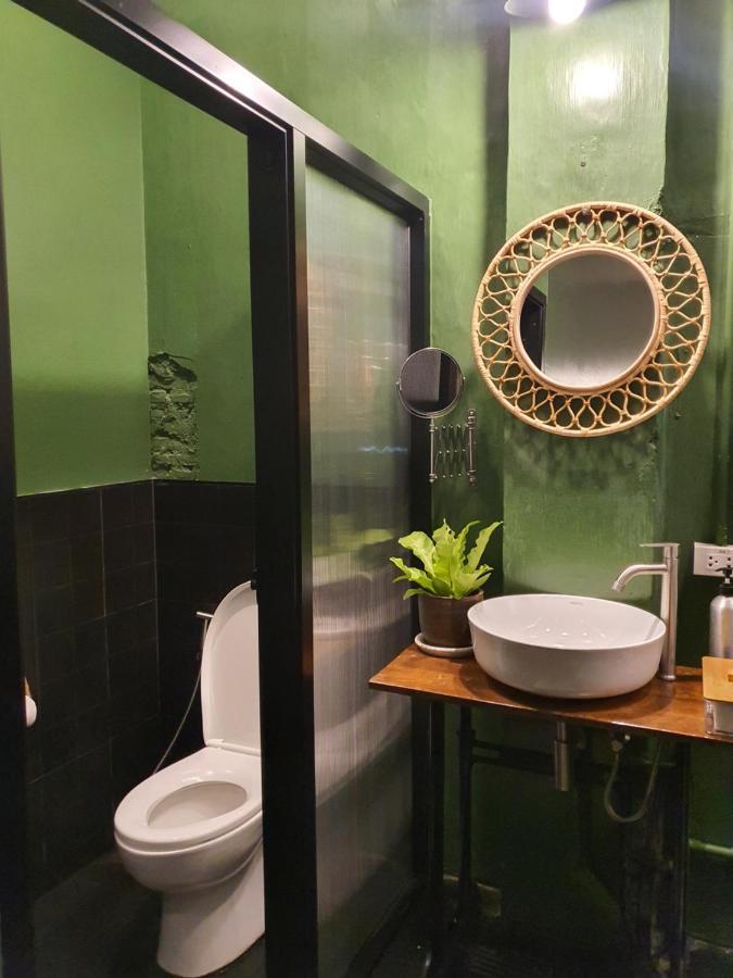 Motu Bangkok Apartment Bagian luar foto