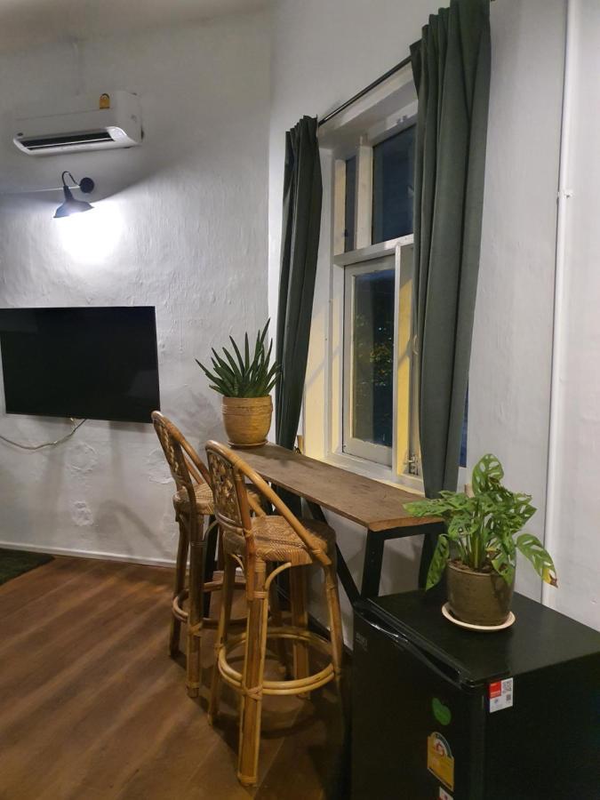 Motu Bangkok Apartment Bagian luar foto